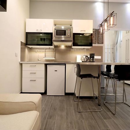 Klauzal 10 Apartamento Budapeste Exterior foto