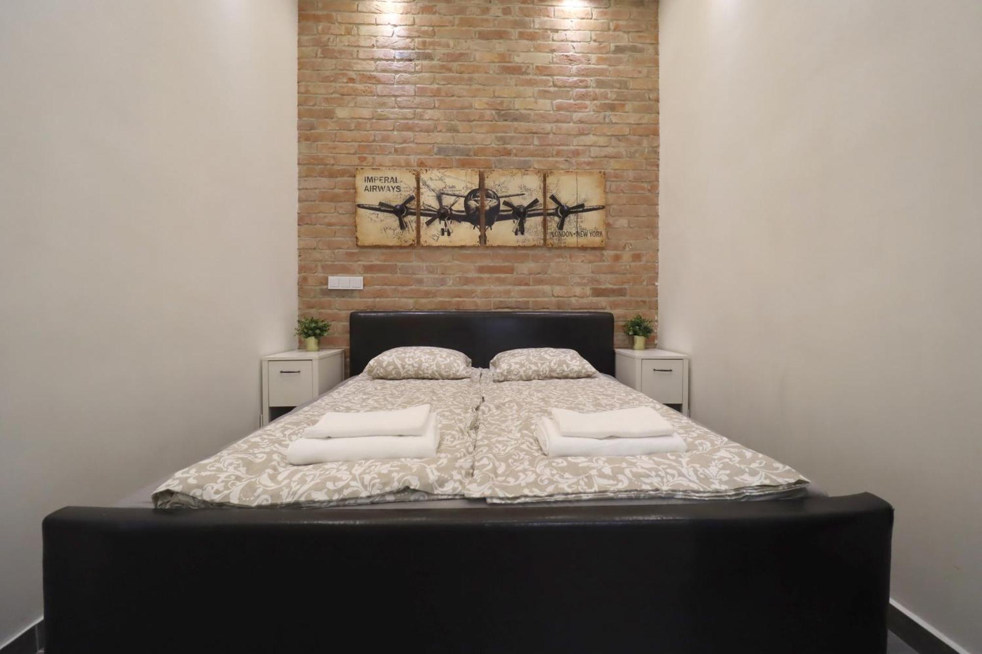 Klauzal 10 Apartamento Budapeste Exterior foto